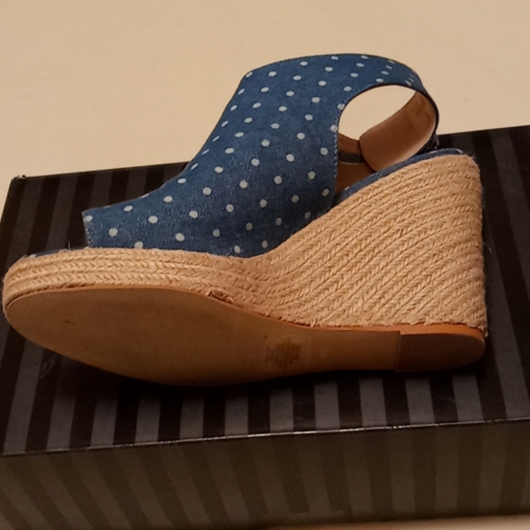 Like NEW,Victoria Secret,Blue Denim with White Polka Dots,Wedge Heel,Booties💙🦋 - Picture 10 of 13